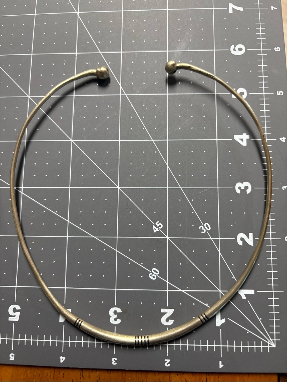 Minimalist Tuareg West African handcrafted Collar style Necklace - Picture 3 of 7